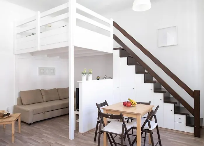 N28 Studio Next To Andrassy Boulevard.