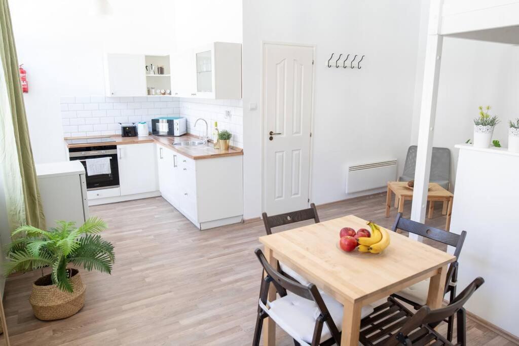 Apartman N28 Next To Andrassy Boulevard.